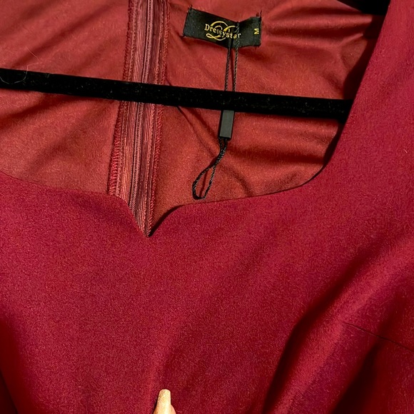 Dress - Picture 3 of 3